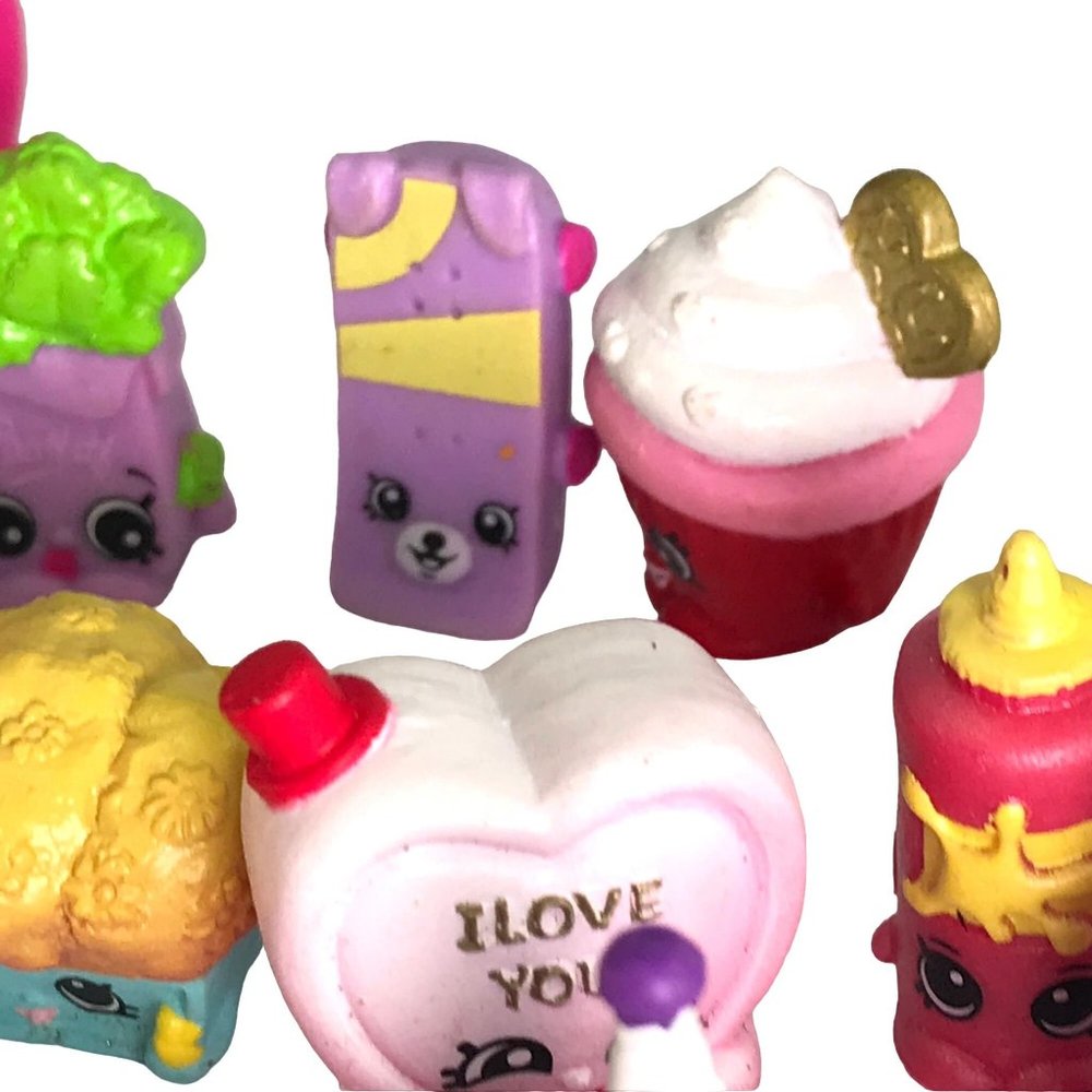 Lot of 37  Shopkins 22 Pencil Toppers 15 Non Pencil Toppers Backpack Rhonda Ring - Picture 10 of 12